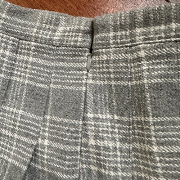 Hoerev pleaded white and gray plaid skort XS preppy academia college tenniscore - Picture 3 of 6